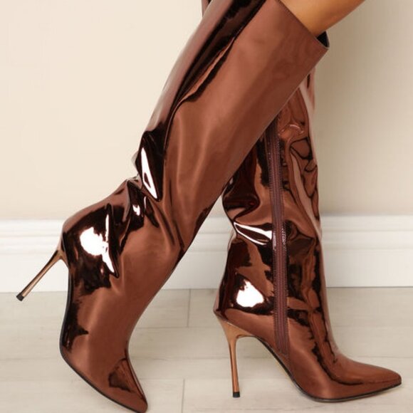 MIRRORED BRONZE  NIGHTS  Knee High Boots - Bronze ( BRAND NEW !!!! ) - Picture 1 of 6